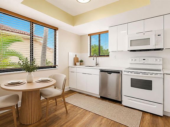 3rd image of 11820 SW 87th St #42