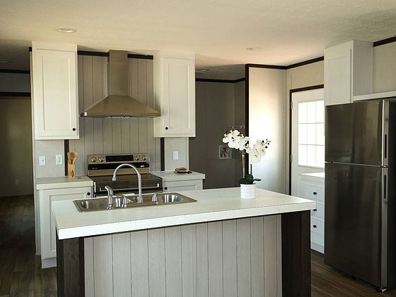 2nd image of 3031 Featherstone Dr #37