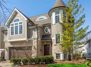 606 S Thurlow St, Hinsdale, IL 60521