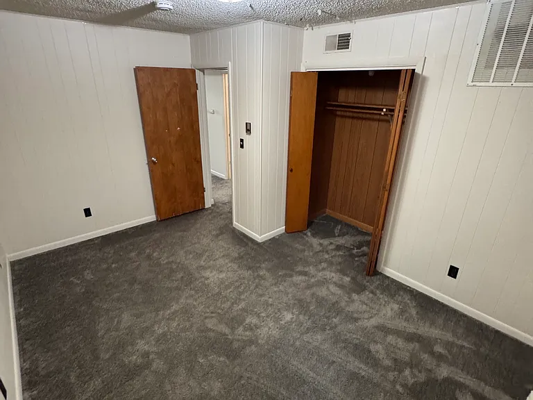 206 E Center St #16 — Photo 10