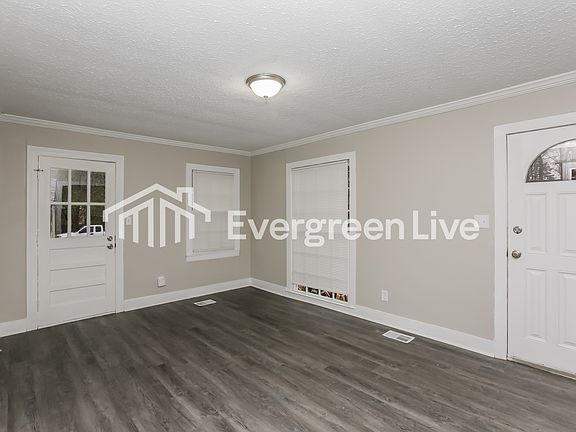 2nd image of 220 Melbourne Rd