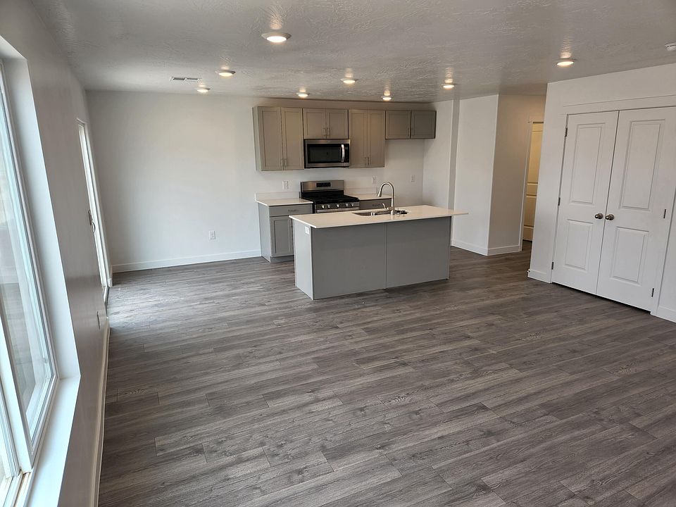 2nd image of 301 N 2050 W #43