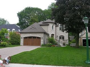 1030 Pontiac Rd, Wilmette, IL 60091