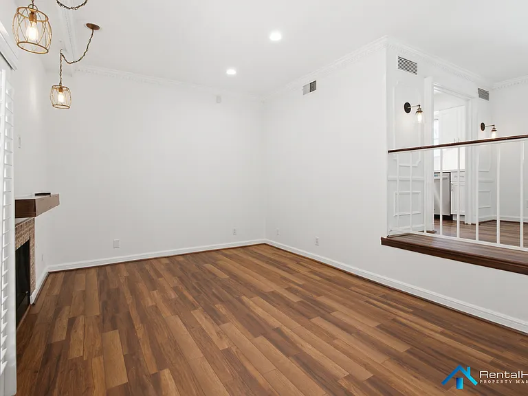 4139 Cahuenga Blvd #102 — Photo 4