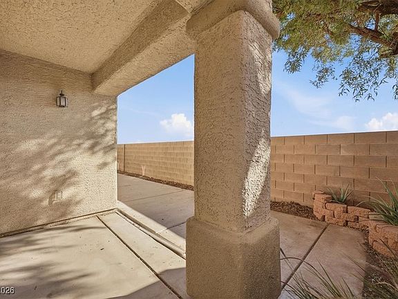 5th image of 6463 Wild Chive Ave