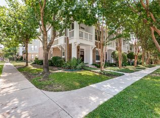 1872 Summit Ave, Dallas, TX 75206