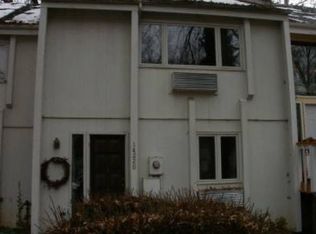 14220 Harbour Pl, Prospect, KY 40059