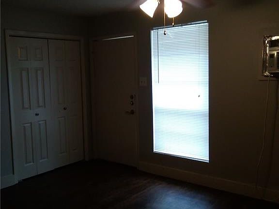 4th image of 504 Elmwood Pl APT 210