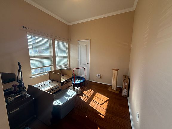 3rd image of 4206 Beryl Ln