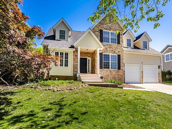2nd image of 2519 E Canada Dr
