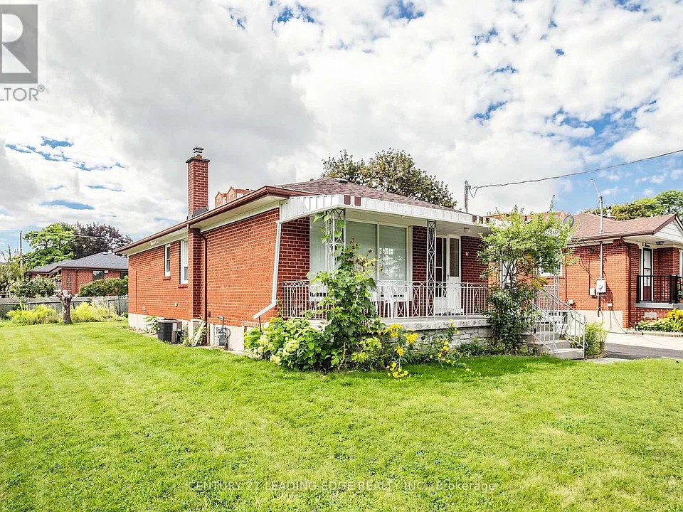 15 Maretta Ave #MF