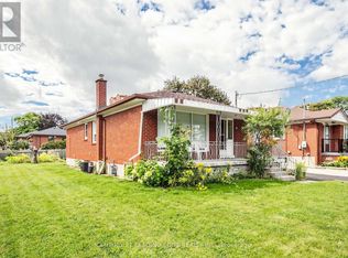 15 Maretta Ave #MF, Toronto, ON M1K3X8