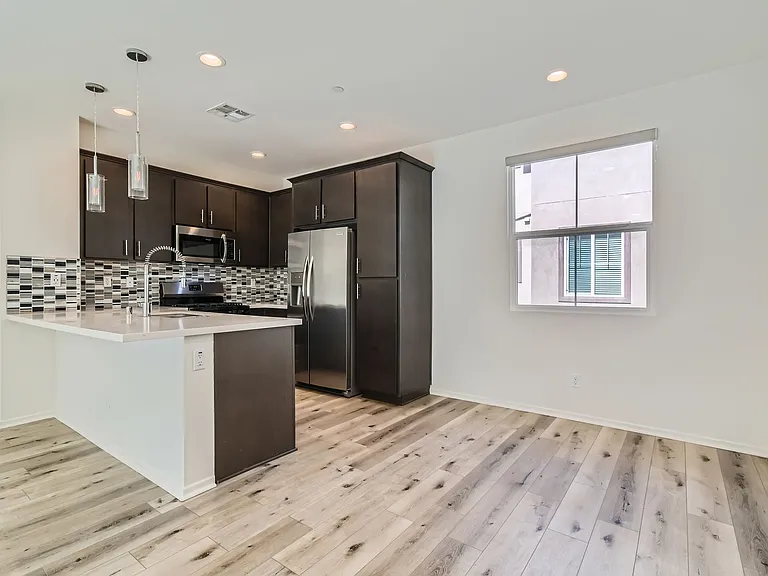 1604 Santa Paulina — Photo 35