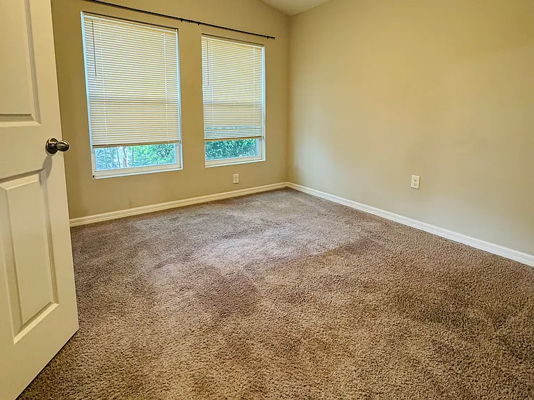 12609 Triple Creek Blvd — Photo 10