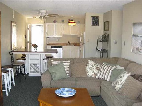 4th image of 3900 Pleasure Ave APT 304