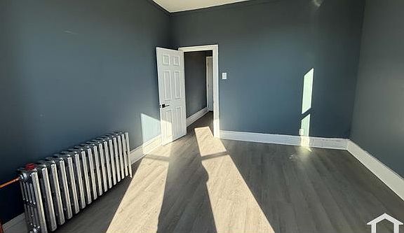 2nd image of 3144 Clifford St Floor 2
