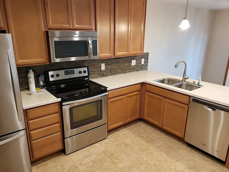 6221 W 110th Ave — Photo 5
