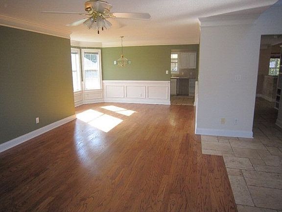 5th image of 4521 Springwood Dr