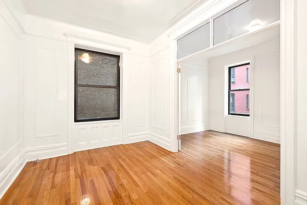 Rented by Compass | media 9