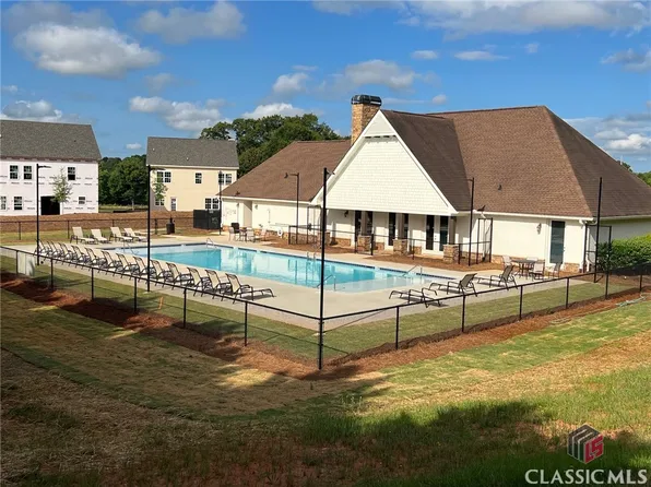 2120 Willow Creek Drive, Watkinsville, GA 30677