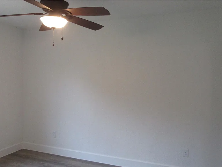 365 Deep Woods Ln — Photo 17
