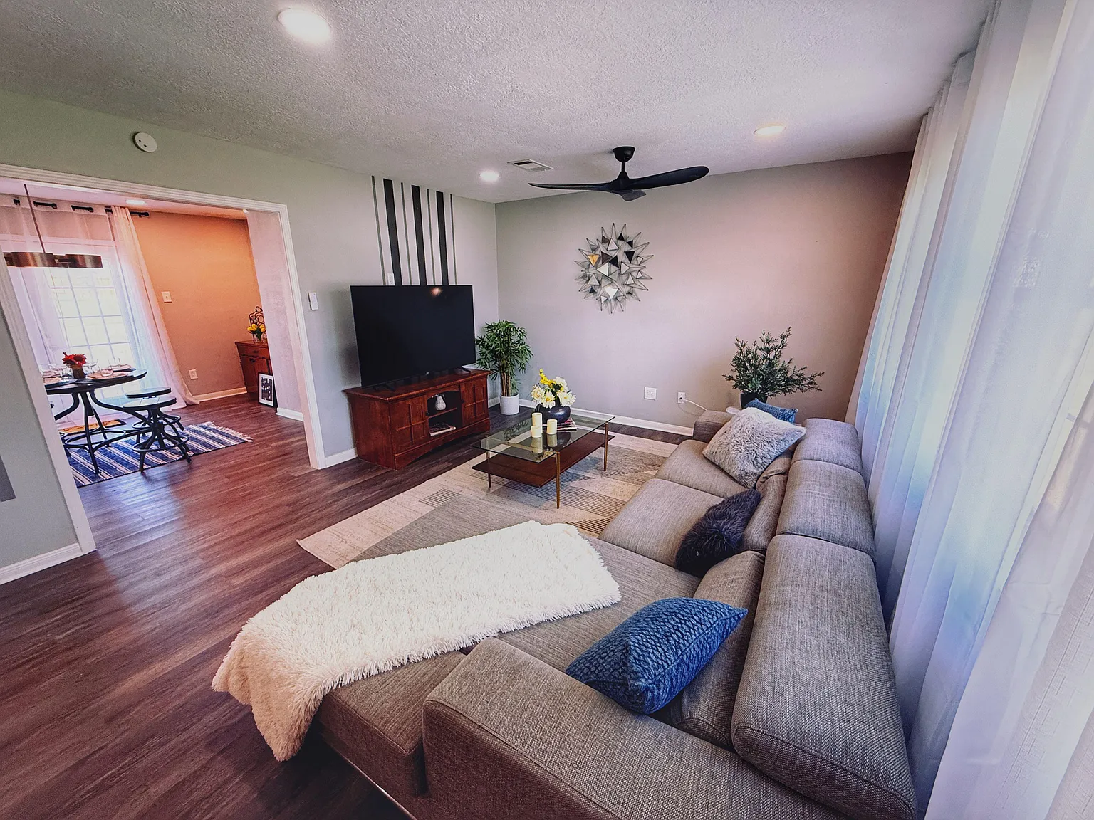 3 bed, 1.0 bath, 1443 sqft, $845 — Photo 4