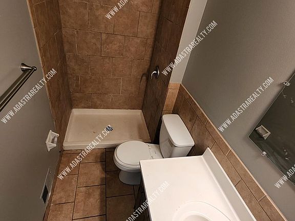 5th image of 11802 E 60th St