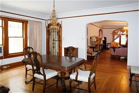 4th image of 1123 Canterbury Ct