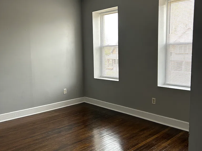 5934 Plymouth Ave — Photo 7