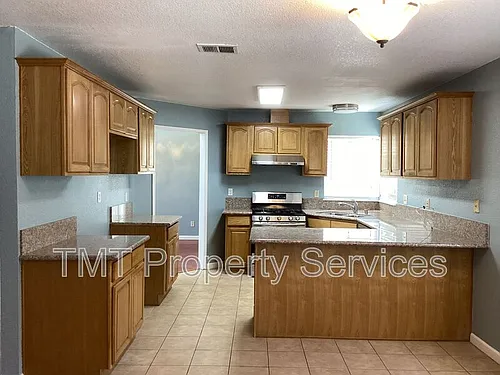 5943 Laguna Ranch Cir Photo 1