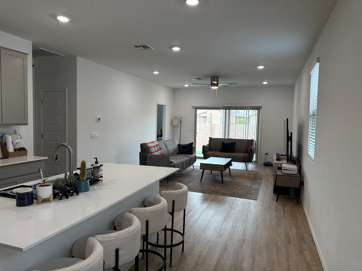 10496 W Thetford Ln — Photo 3