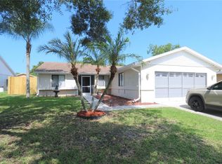 8017 Mockernut Ln, Port Richey, FL 34668