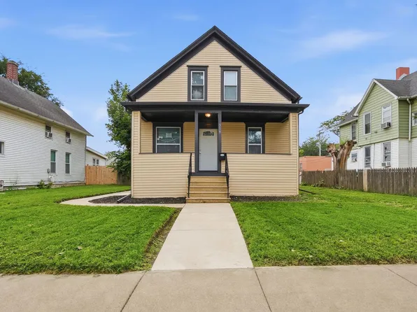 319 Willow Ave, Joliet, IL 60436