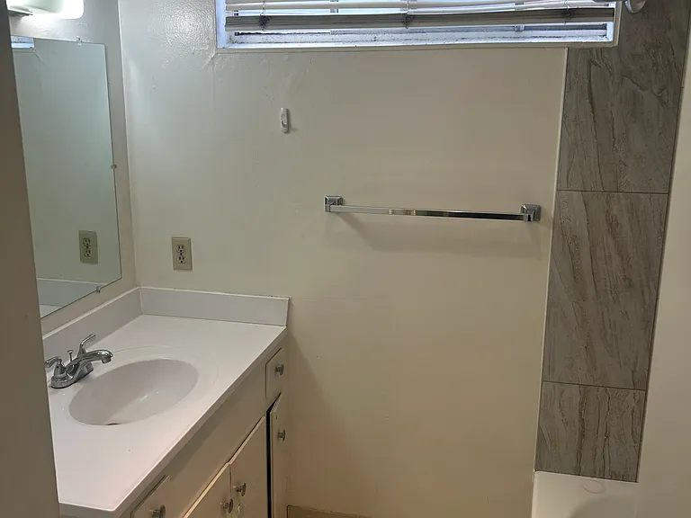 1580 College View Dr — Photo 17