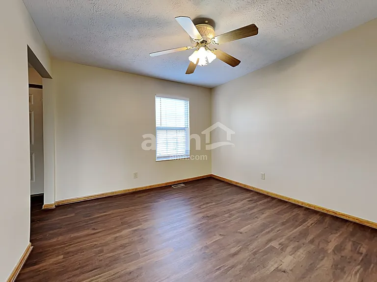 3029 Granny Smith Ln — Photo 5