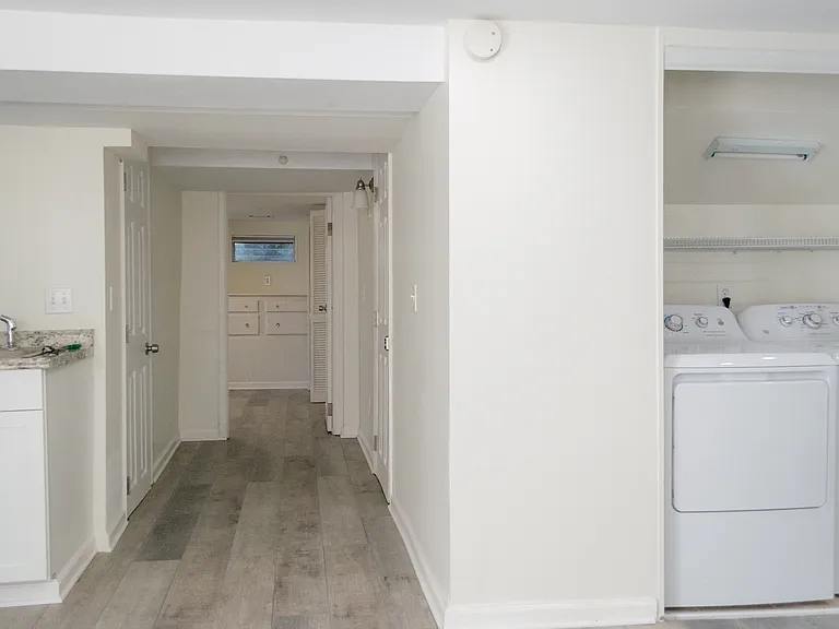 10 Vera Cir #B — Photo 11