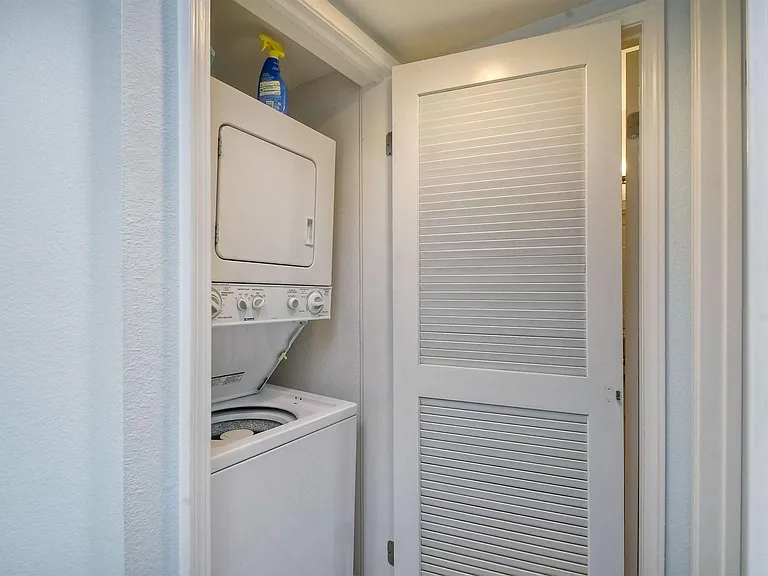 501 N Pacific St #10 — Photo 27