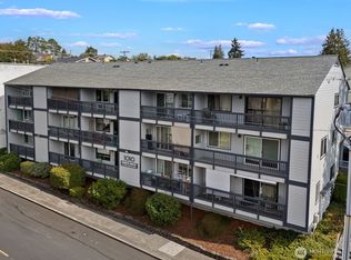 1010 Perry Ave APT 104, Bremerton, WA 98310