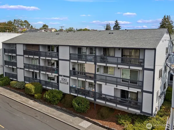 1010 Perry Avenue #104, Bremerton, WA 98310