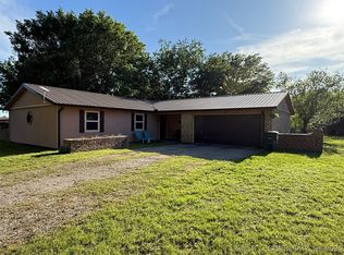 1502 4th Ave, Warner, OK 74469