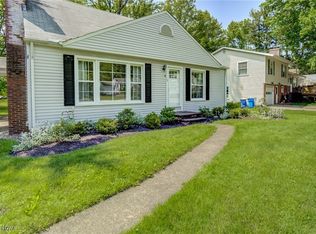 113 Laurel Rd, South Russell, OH 44022
