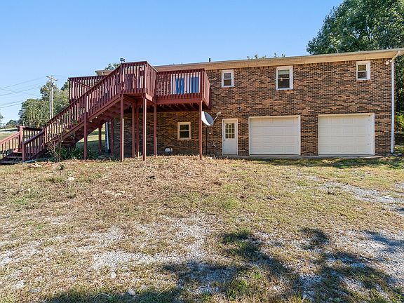 5th image of 568 Blooming Grove Rd