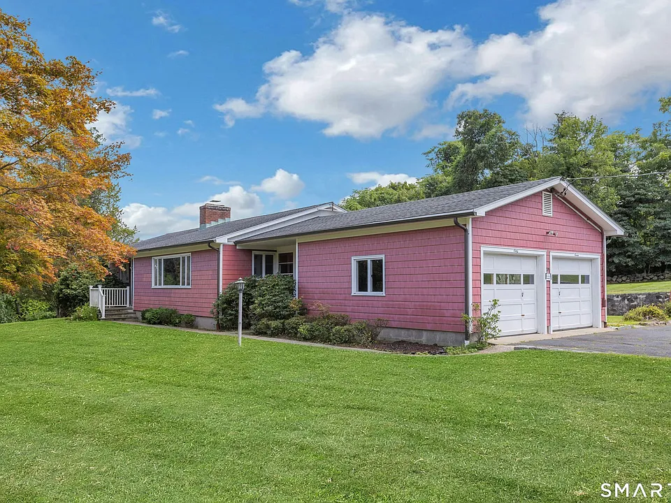 67 Barclay Dr