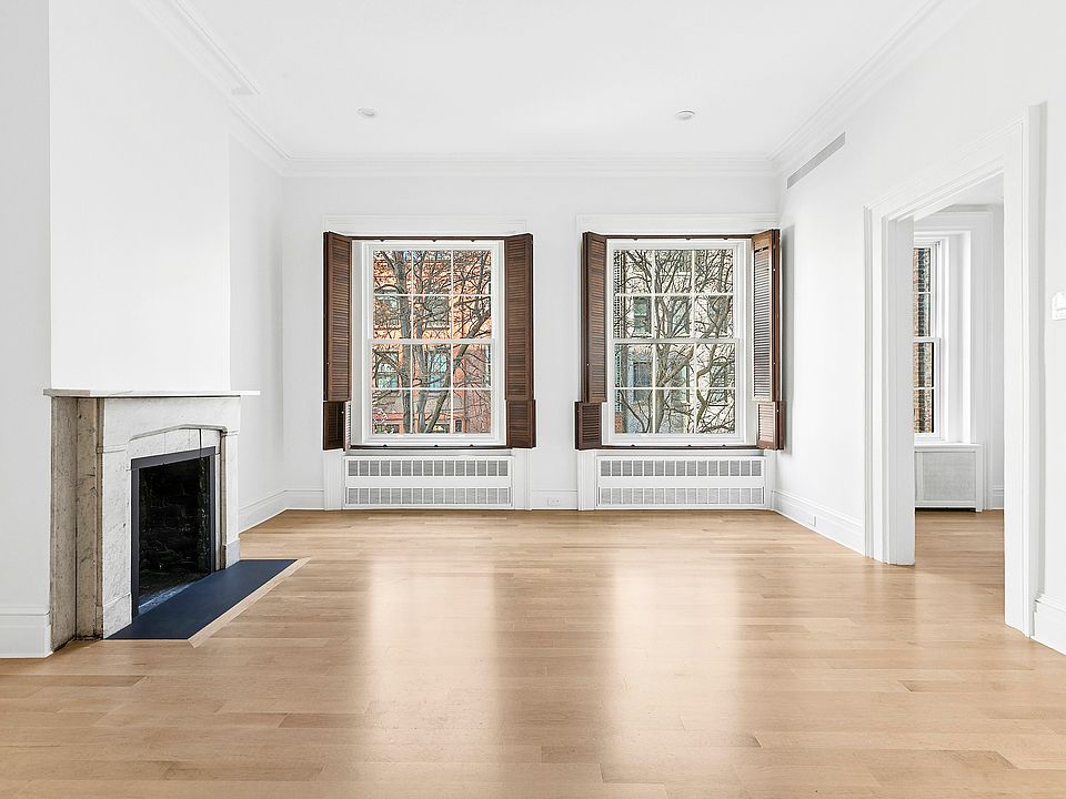 1st image of 221 E 17th St #2
