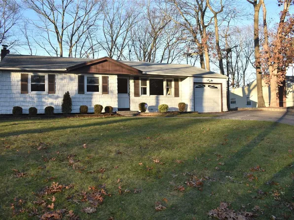 4327 Express Drive, Ronkonkoma, NY 11779