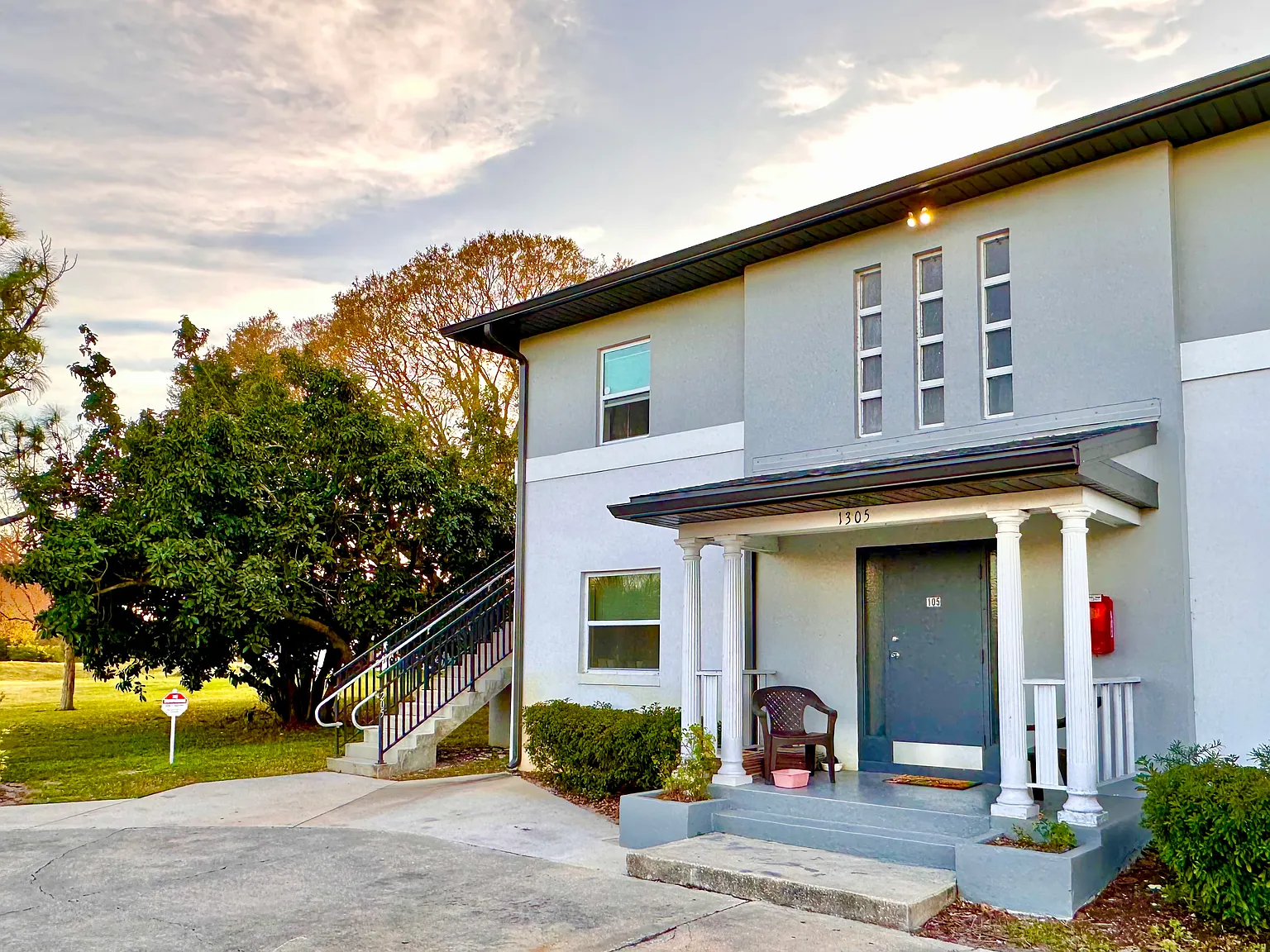 1305 Franklin St — Photo 1
