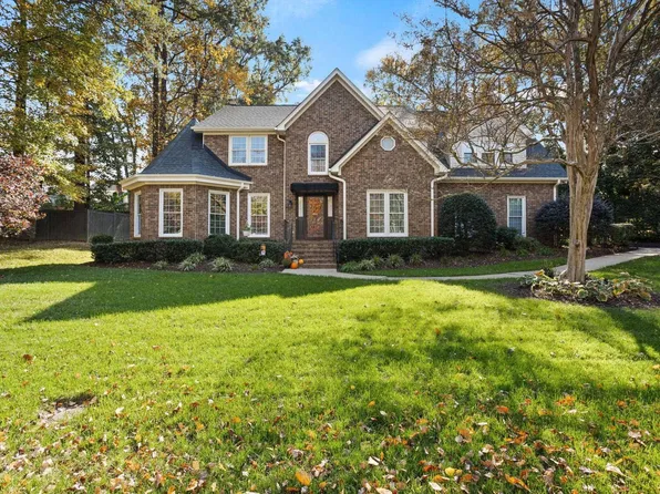 805 E Silverleaf St, Greer, SC 29650