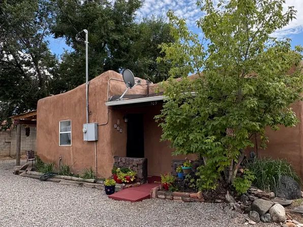 109 Romero St, Santa Fe, NM 87501