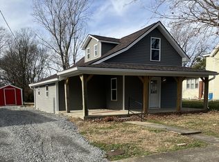 318 Shuck Ave, Lebanon, KY 40033