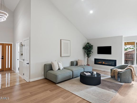 2nd image of 3117 Saddleback Ct